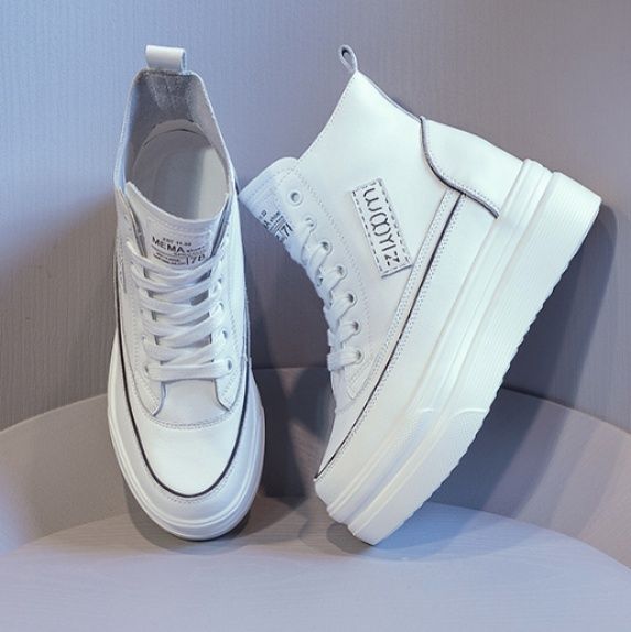 ハイカットスニーカー 厚底 身長アップ効果 カジュアル きれいめ シンプル かわいい 歩きやすい クッション 安定感 オールシーズン