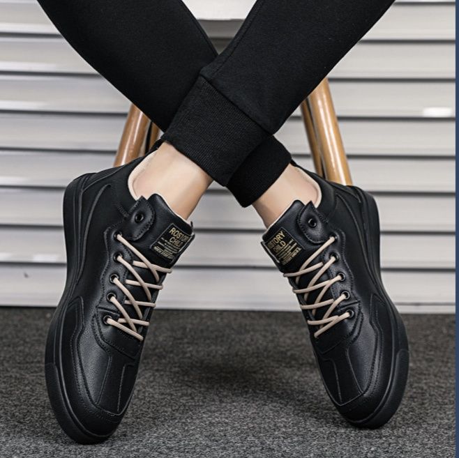 ハイカットスニーカー 人気 クール カジュアル シンプル かっこいい 通勤 通学 学校 会社 ウォーキング デイリーユース クッション