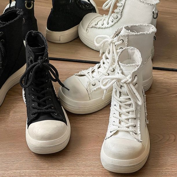 ハイカットスニーカー 伸長効果 カジュアル シンプル スタイリッシュ きれいめ オールシーズン デイリーユース スエード素材 軽快