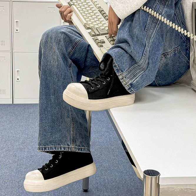 ハイカットスニーカー 伸長効果 カジュアル シンプル スタイリッシュ きれいめ オールシーズン デイリーユース スエード素材 軽快