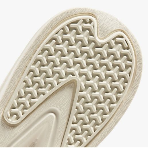 ハイカットスニーカー カジュアル シンプル かわいい 日常使い デイリーユース クッション性 メッシュ素材 通気性 軽量感