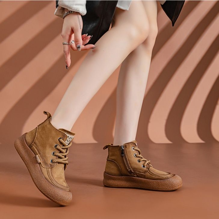 ハイカットスニーカー 伸長効果 おしゃれ サイドジッパー 厚底ソール カジュアルコーデ  脚長効果 履きやすい おしゃれ 秋 冬