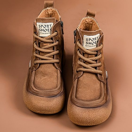 ハイカットスニーカー 伸長効果 おしゃれ サイドジッパー 厚底ソール カジュアルコーデ  脚長効果 履きやすい おしゃれ 秋 冬