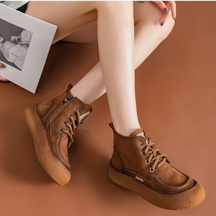 ハイカットスニーカー 伸長効果 おしゃれ サイドジッパー 厚底ソール カジュアルコーデ  脚長効果 履きやすい おしゃれ 秋 冬