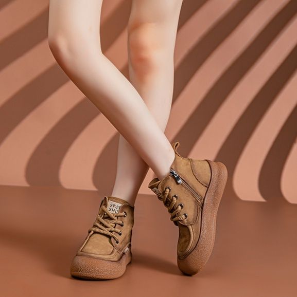 ハイカットスニーカー 伸長効果 おしゃれ サイドジッパー 厚底ソール カジュアルコーデ  脚長効果 履きやすい おしゃれ 秋 冬