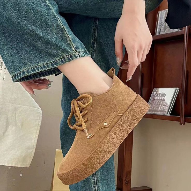 ハイカットスニーカー 秋 冬 かわいい 可愛い おしゃれ きれいめ やわらか起毛素材 カジュアル 安定感 歩きやすさ きれいめ スエード