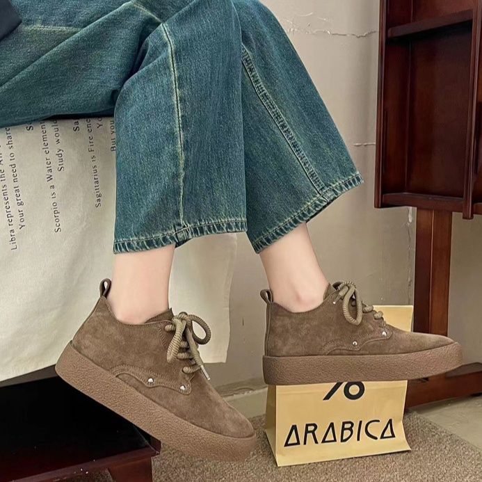 ハイカットスニーカー 秋 冬 かわいい 可愛い おしゃれ きれいめ やわらか起毛素材 カジュアル 安定感 歩きやすさ きれいめ スエード