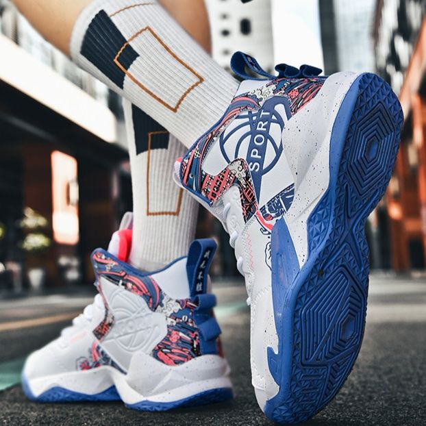 ハイカットスニーカー クッション性 衝撃吸収性 防滑性 通気性 日常使い 部活 スポーツ ランニング デイリーユース かっこいい 目立つ