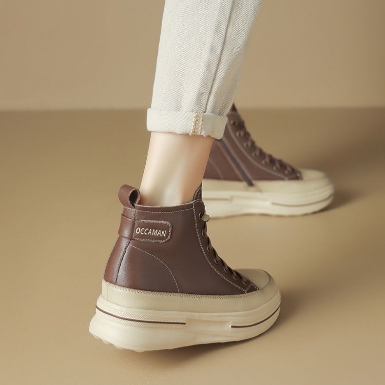 ハイカットスニーカー 秋 冬 脚長効果 伸長効果 美脚足長 おしゃれ スタイリッシュ きれいめ 厚底ソール 歩きやすい クッション 通気性