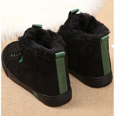 ハイカットスニーカー おしゃれ カジュアル シンプル かわいい 可愛い もこもこ 内ボア 滑りにくい 安定感 目立つ グリップ力 日常使い