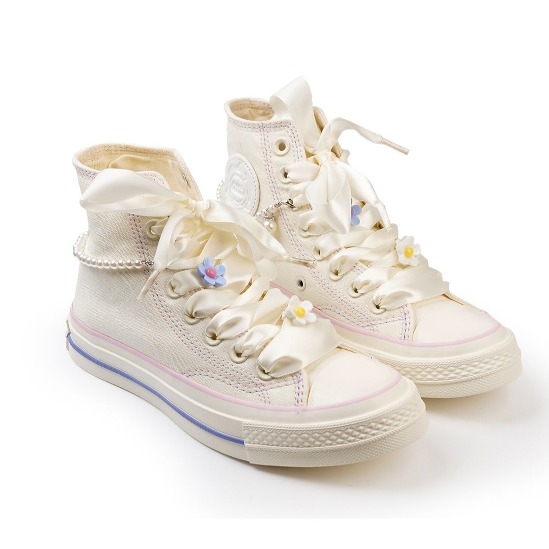 ハイカットスニーカー 人気 カジュアル シンプル かわいい 可愛い おしゃれ スタイリッシュ きれいめ 帆布素材 歩きやすい クッション