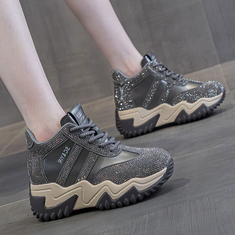 ハイカットスニーカー 美脚足長 ストリート ヒップホップ ダンススニーカー 伸長効果 目立つ 遊び心 おしゃれ クッション 安定感