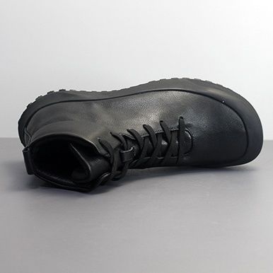 ハイカットスニーカー 本革 おしゃれ スタイリッシュ きれいめ クール ビジネス 通勤 会社 歩きやすい クッション 安定感  伸長効果