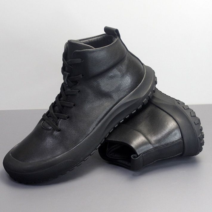 ハイカットスニーカー 本革 おしゃれ スタイリッシュ きれいめ クール ビジネス 通勤 会社 歩きやすい クッション 安定感  伸長効果