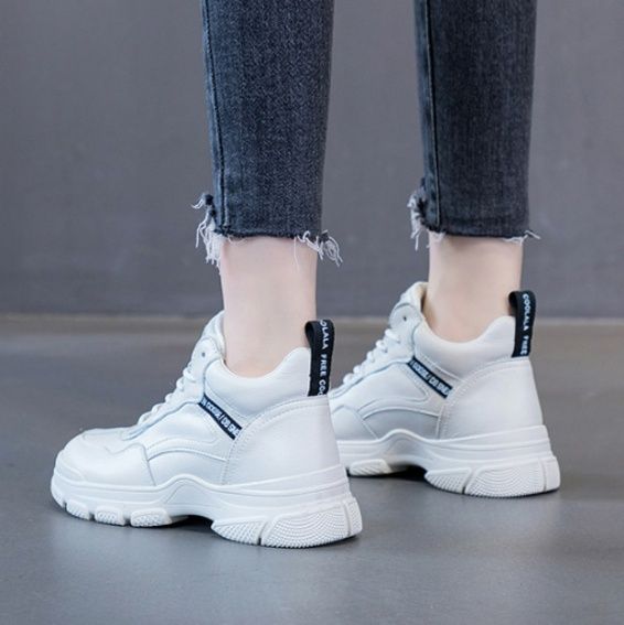 ハイカットスニーカー カジュアル シンプル おしゃれ スタイリッシュ きれいめ クール デイリーコーデ 歩きやすい クッション