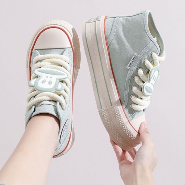 ハイカットスニーカー シンプル カジュアル 可愛い かわいい 目立つ 遊び心 デイリーコーデ デイリーユース 履きやすい 歩きやすい 