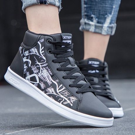 【アートな足元】グラフィック ハイカットスニーカー | モノトーン プリント ストリート ユニセックス