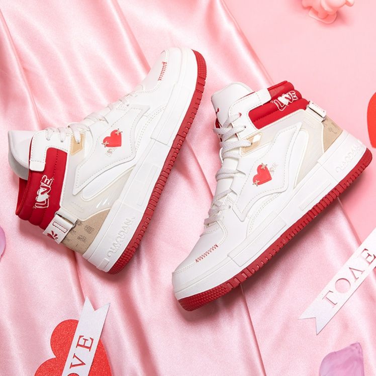 【レトロ厚底】ハイカットスニーカー | ワインレッド プラットフォームソール スタイルアップ