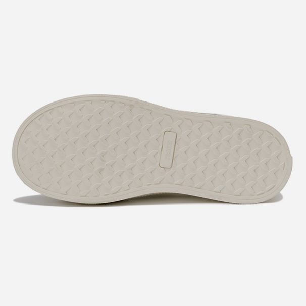 【手描き風アート】オールレッド スニーカー | ハートモチーフ スエード調 ストリート ユニセックス