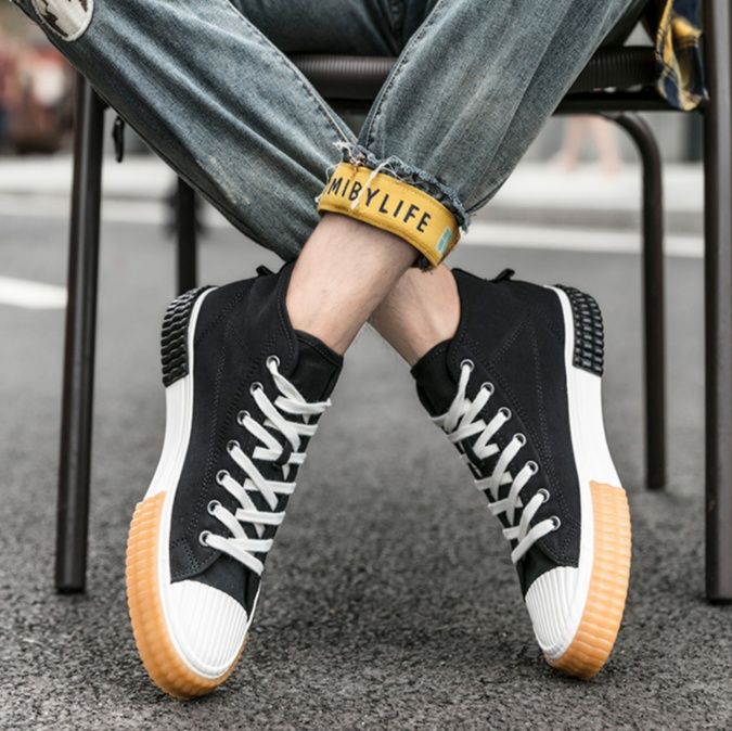 【主役級】総柄アートプリント ハイカットスニーカー | オールレッド ストリート ユニセックス