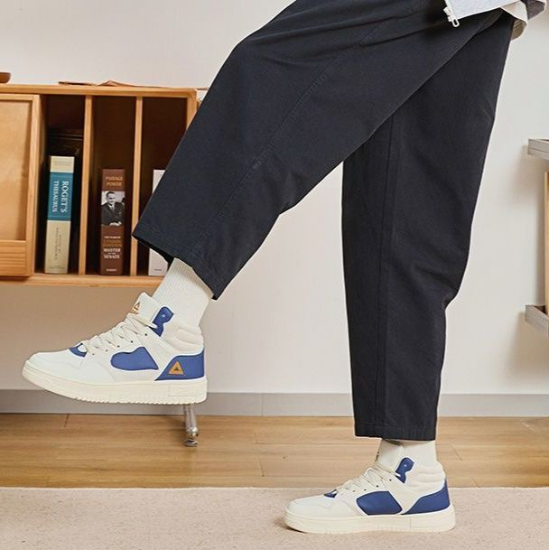 【レトロスポーティ】ハイカットスニーカー | 白×ブルー カラーブロック ストリート ユニセックス