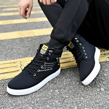 【淡色アクセント】綺麗めシック テクニカル ハイカットスニーカー |  チャンキーソール スポーティ