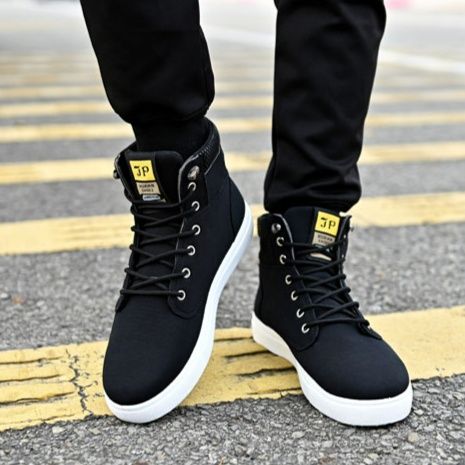 【淡色アクセント】綺麗めシック テクニカル ハイカットスニーカー |  チャンキーソール スポーティ