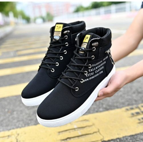 【淡色アクセント】綺麗めシック テクニカル ハイカットスニーカー |  チャンキーソール スポーティ