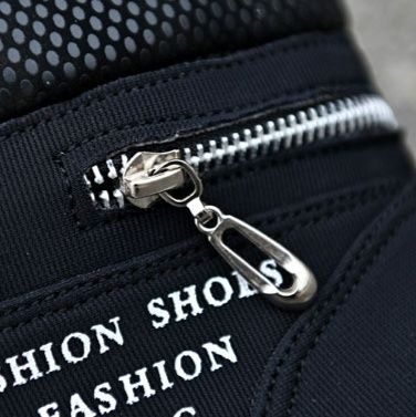 【淡色アクセント】綺麗めシック テクニカル ハイカットスニーカー |  チャンキーソール スポーティ