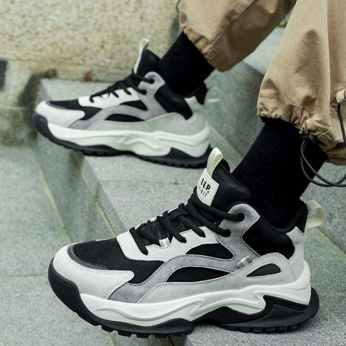 【Jeep SPIRIT】チャンキーソールスニーカー モノトーン | 異素材ミックス 厚底