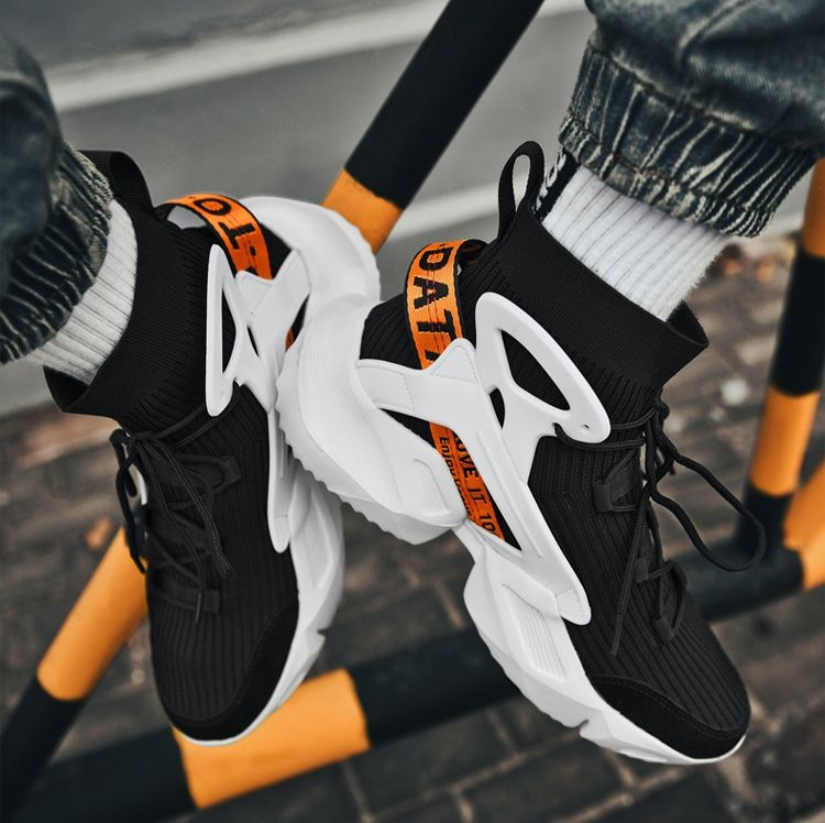 【近未来】サイバーパンク チャンキーソックススニーカー ホワイト | 超厚底 ハイテク