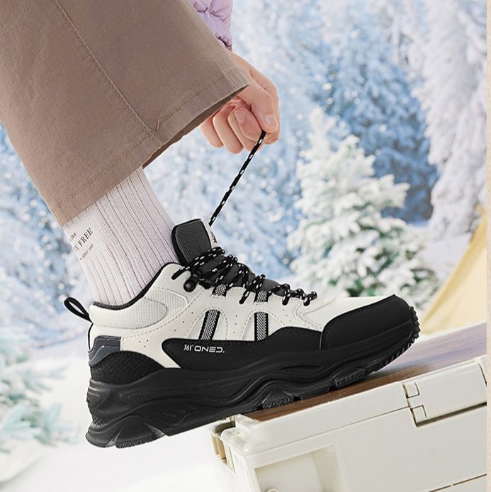 【都会派ストリート】バスケットシューズ風スニーカー ネイビー×グレー | 厚底 メッシュ切替 テックデザイン