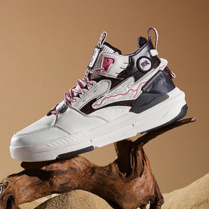 【アーバン・タクティカル】ハイカットスニーカー ホワイト×ブラック | 厚底 サイドジップ ピンクアクセント テックウェア