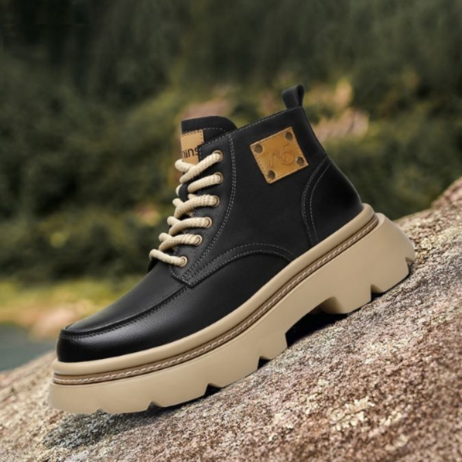 【アーバン・サバイブ】厚底 ワークブーツ ブラック×ベージュ | ラギッドソール 異素材パッチ モード・ストリート
