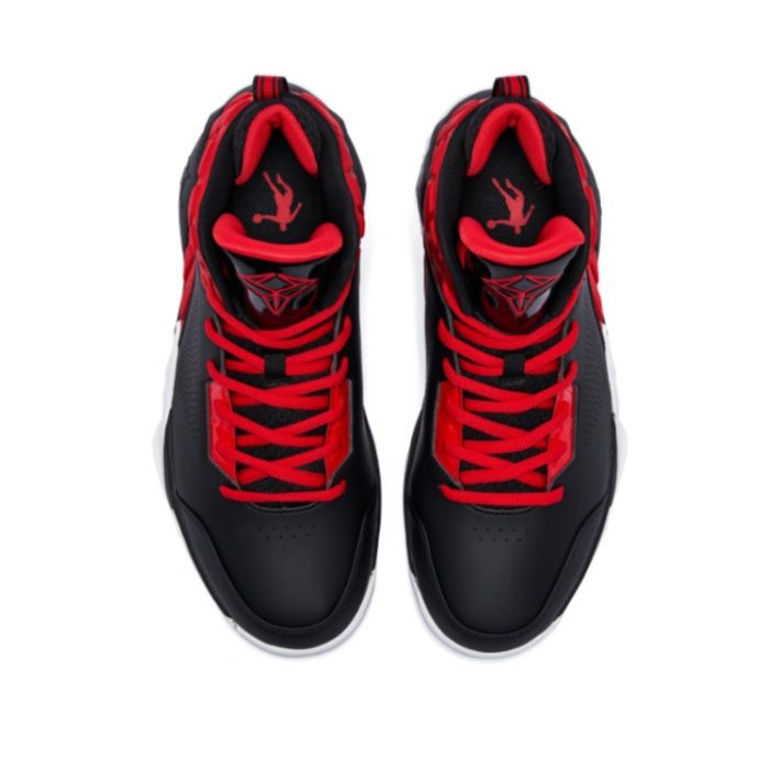 【プレシジョン・コート】バスケットボールシューズ ホワイト×ブラック | 流線型サイドケージ 高反発ソール テクニカル・スポーツウェア