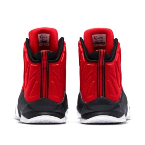 【プレシジョン・コート】バスケットボールシューズ ホワイト×ブラック | 流線型サイドケージ 高反発ソール テクニカル・スポーツウェア