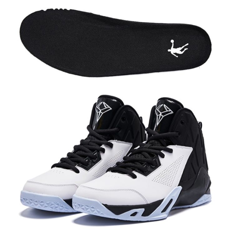 【プレシジョン・コート】バスケットボールシューズ ホワイト×ブラック | 流線型サイドケージ 高反発ソール テクニカル・スポーツウェア