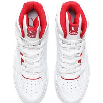 【クール・ミニマリズム】ハイカットスニーカー グレー×チャコール | シームレス・パネルデザイン オレンジアクセント アーバン・スポーティー