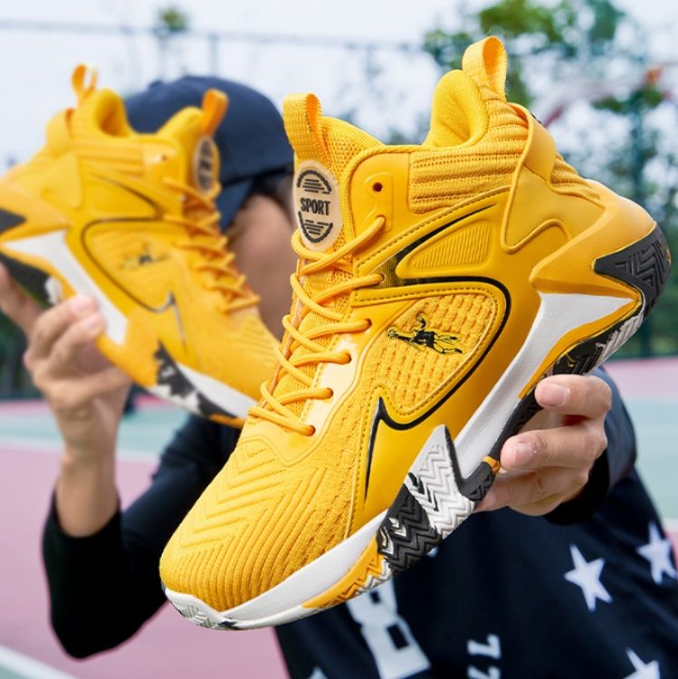 【ダイナミック・ボルト】ハイカット・バスケットシューズ ブラック×ネオンオレンジ | 3Dサイドパネル アスリートシルエット ストリート・スポーツ