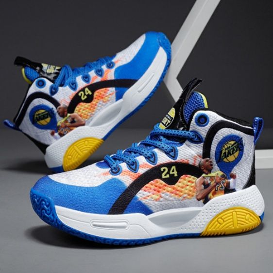 【レジェンド・トリビュート】ミッドカット・バスケットシューズ ホワイト×ブルー | プレイヤープリント ナンバー24デザイン スポーツ・メモリアル