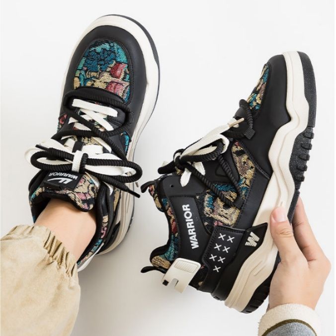 【テキスタイル・アート】厚底スニーカー ブラック×マルチカラー | ゴブラン織り風ジャガード 2タイプシューレース モード・ストリート