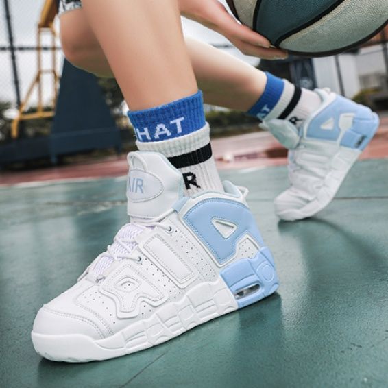 【サイケデリック・コート】バスケットシューズ ホワイト×タイダイマルチカラー | ビッグロゴデザイン ビジブルエア搭載 ストリート・パフォーマンス