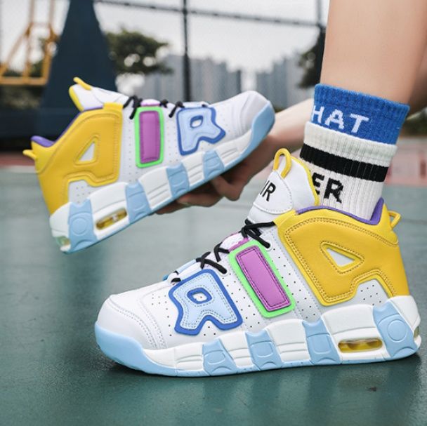 【サイケデリック・コート】バスケットシューズ ホワイト×タイダイマルチカラー | ビッグロゴデザイン ビジブルエア搭載 ストリート・パフォーマンス