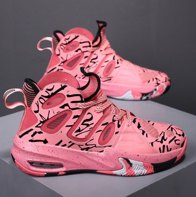 【ポップ・ダイナミズム】ハイカット・バスケットシューズ ピンク×ブラックグラフィティ | ビジブルエア搭載 スプラッターデザイン ストリート・ガールズ