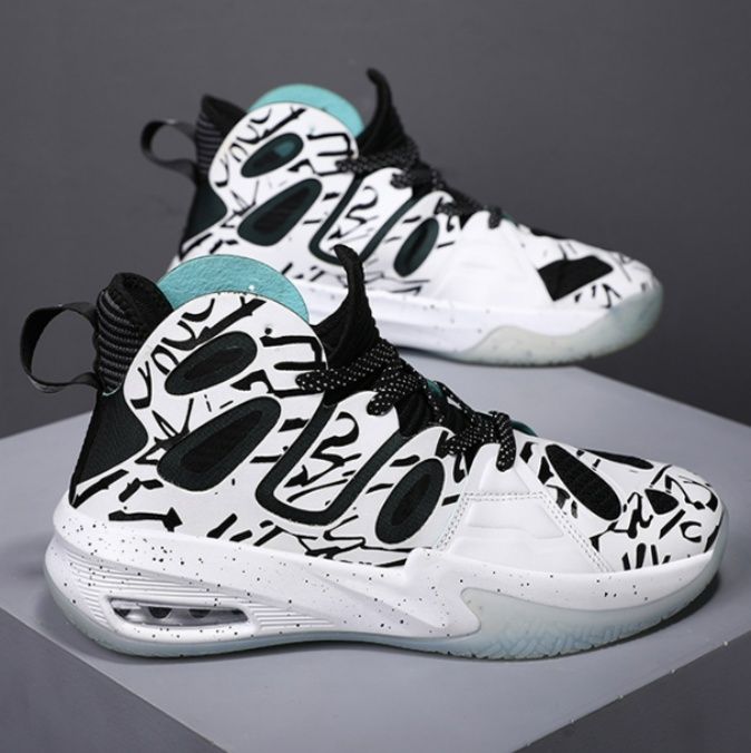 【ポップ・ダイナミズム】ハイカット・バスケットシューズ ピンク×ブラックグラフィティ | ビジブルエア搭載 スプラッターデザイン ストリート・ガールズ