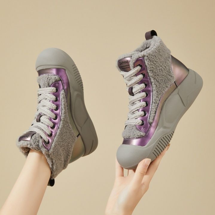 【ルミナス・ボア】ミッドカットスニーカー メタリックパープル×グレー | エコファーライニング メタリックパネル ウィンター・モードカジュアル