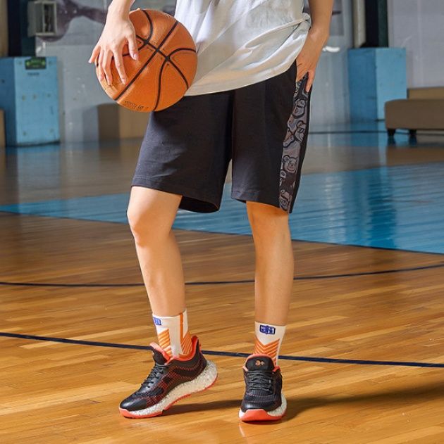 【ルミナス・ピンク】ローカット・バスケットシューズ パステルピンク×バブルソール | テクスチャーメッシュアッパー 高弾性ミッドソール スポーツ・ガールズ