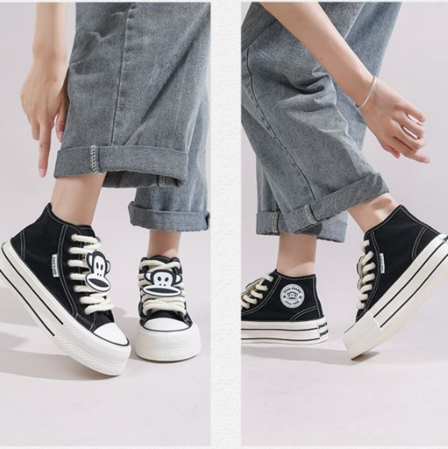 【キャッチー・ポップ】厚底ハイカット・キャンバススニーカー アイボリー×レッド | キャラクターシリコンワッペン 極太シューレース ストリート・カジュアル