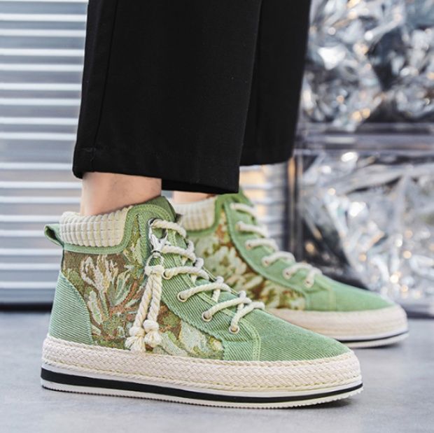 【ボタニカル・リラックス】ハイカット・キャンバススニーカー セージグリーン | 繊細な植物刺繍 ジュート巻きソール ナチュラル・フェミニン