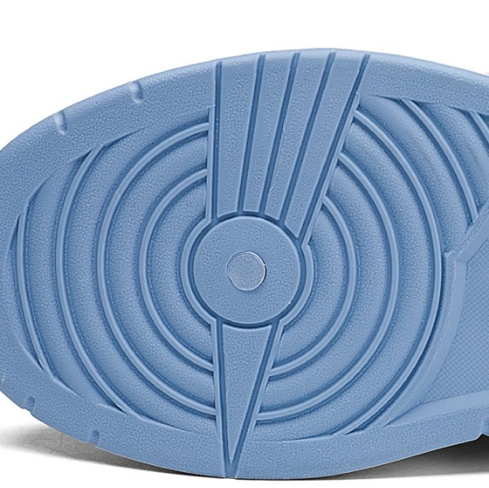 【ニュアンス・モード】ボリューム・ミッドスニーカー オフホワイト×ライトグレー | テクニカル・レイヤードパネル 極太ロープシューレース チャンキーソール